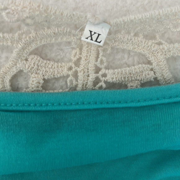 Beautiful t-shirt - Picture 3 of 4